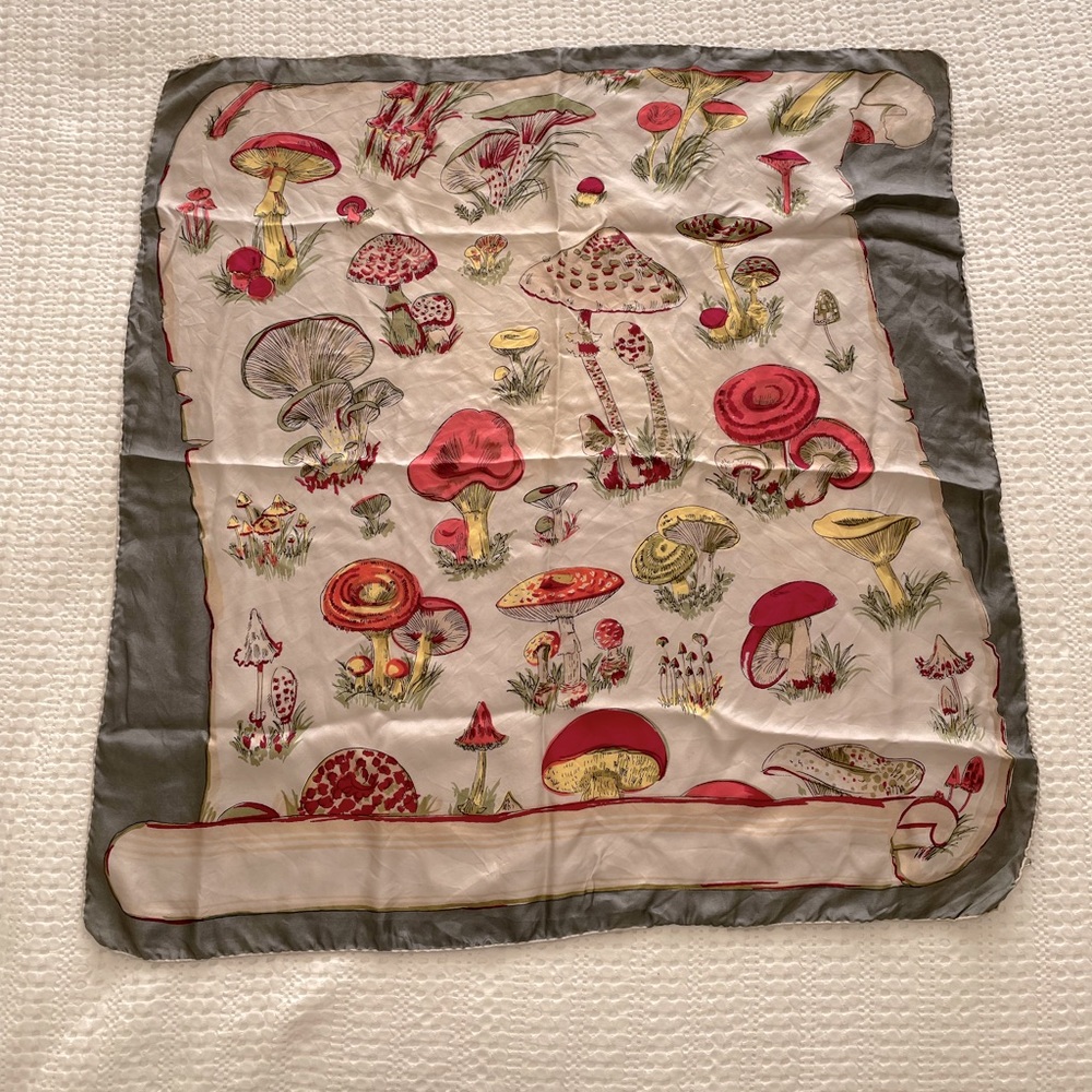 Creation Brauchbar Abstract Mushroom Print 100% Silk Square Scarf 25"